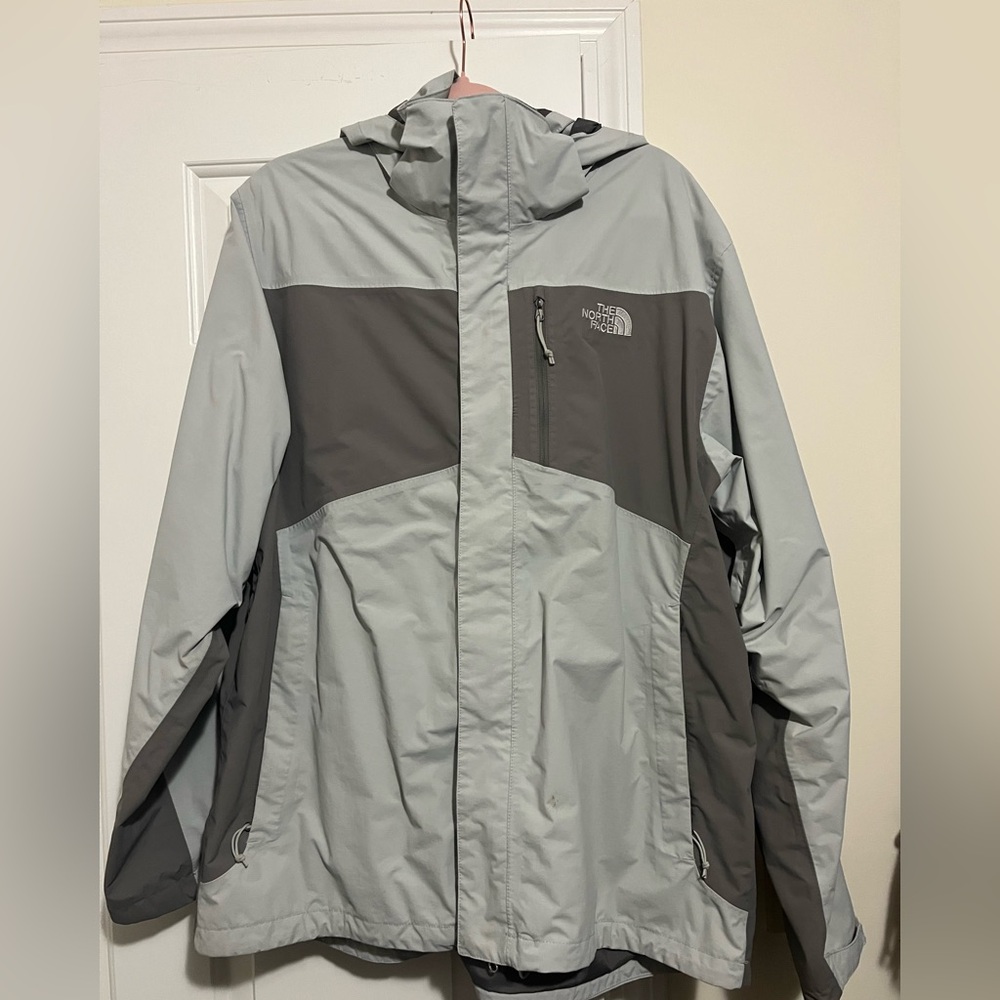 The North Face Men's Two-Tone Gray Performance Jacket